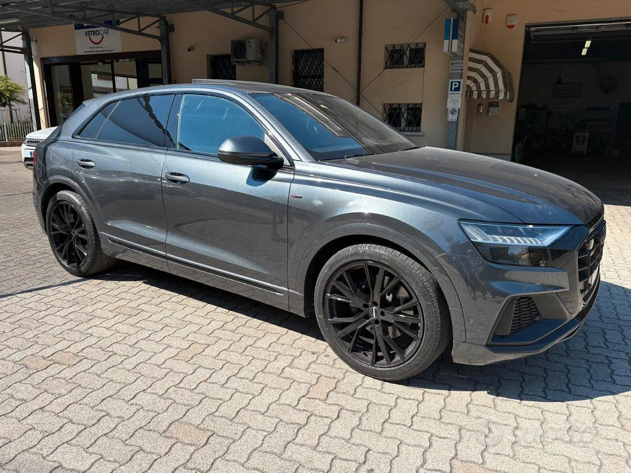 Audi Q8 2019 photo 3