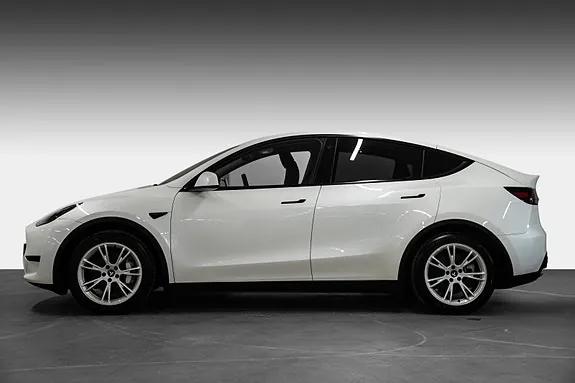 Tesla Model Y 2024 photo 3