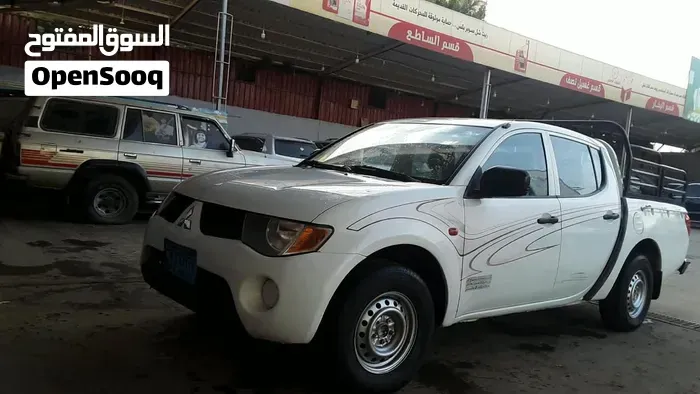 Mitsubishi L200 2007 photo 2
