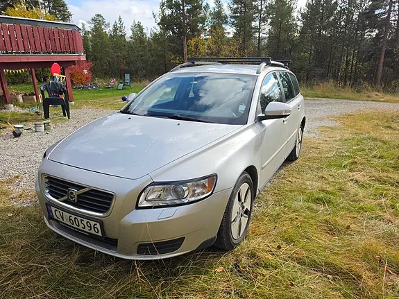 Volvo V50 2010 photo 3