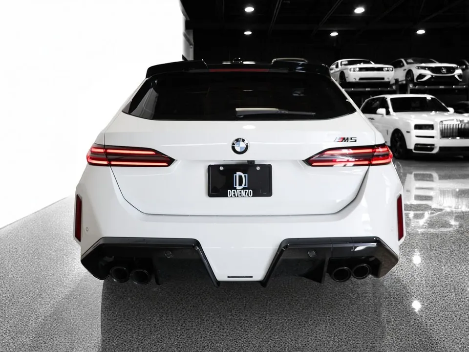 BMW M5 2026 photo 4