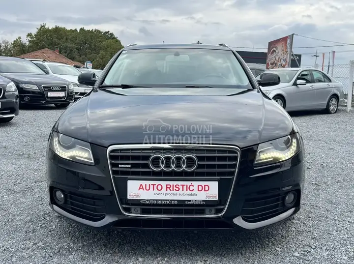 Audi A4 2010 photo 5