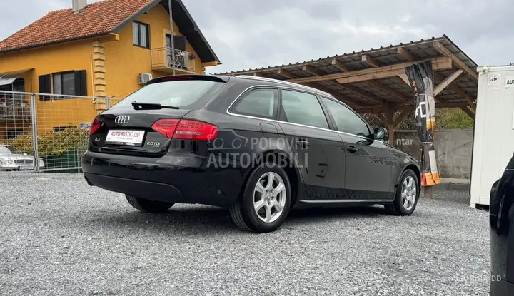 Audi A4 2010 photo 4
