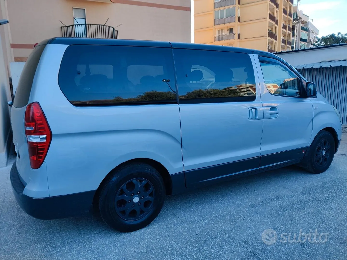 Hyundai H1 2008 photo 4
