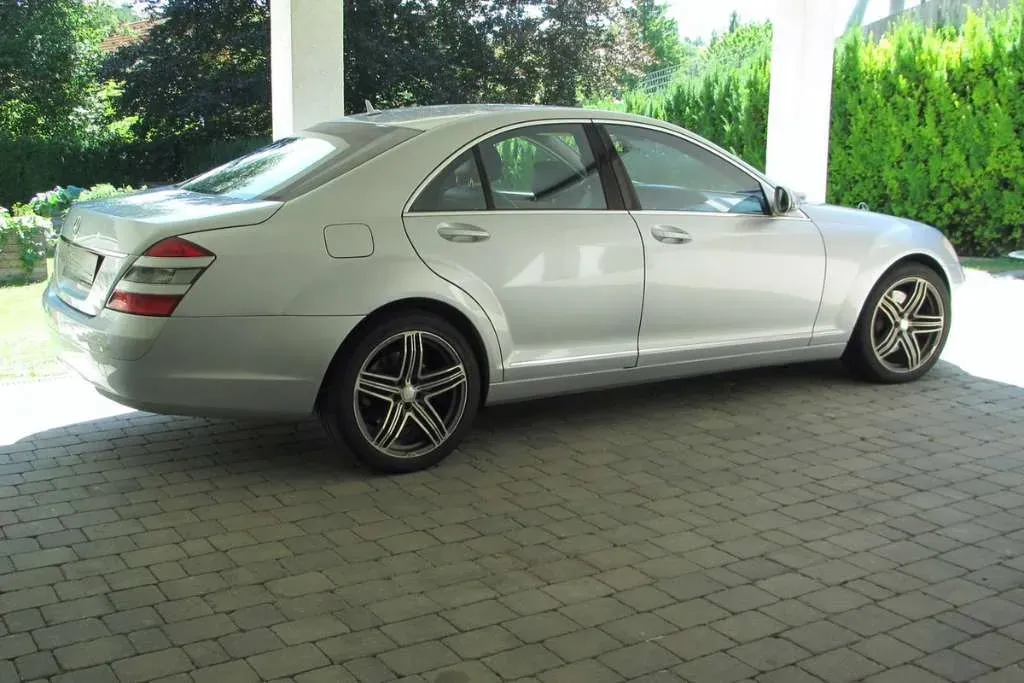 Mercedes-Benz S-Class 2006 photo 3