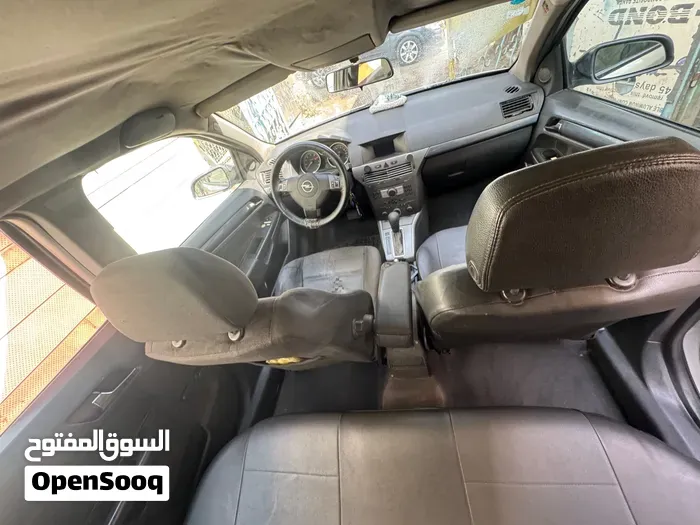 Opel Astra 2005 photo 2