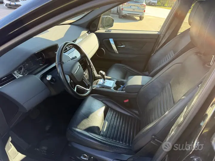 Land Rover Discovery Sport 2022 photo 5