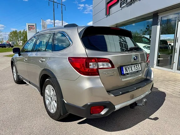 Subaru Outback 2016 photo 3