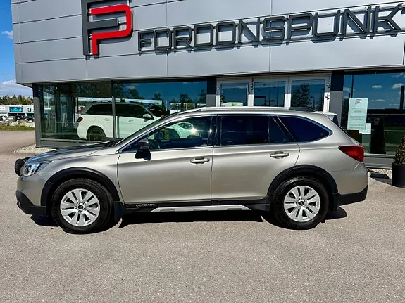 Subaru Outback 2016 photo 2