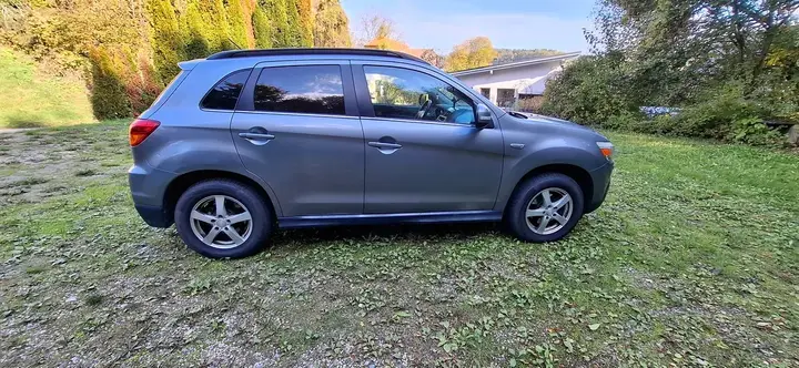 Mitsubishi Asx 2011 photo 2