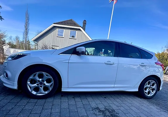 Ford Focus 2014 photo 5