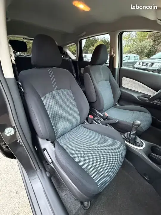 Nissan Note 2014 photo 5