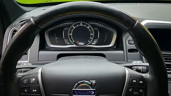 Volvo Xc60 2017 photo 5