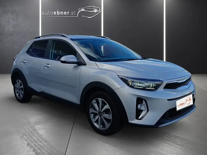 Kia Stonic 2024 photo 3