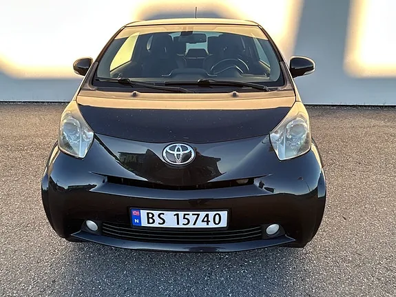 Toyota Iq 2010 photo 4