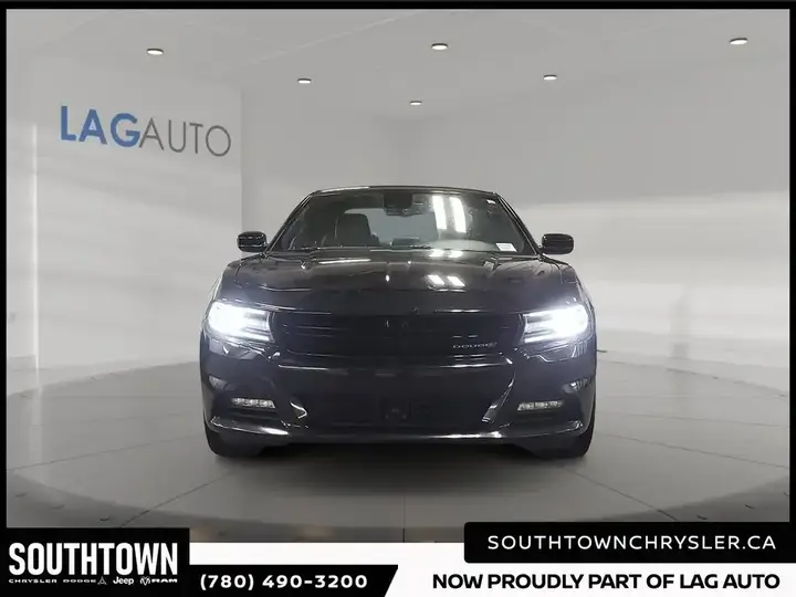 Dodge Charger 2021 photo 2