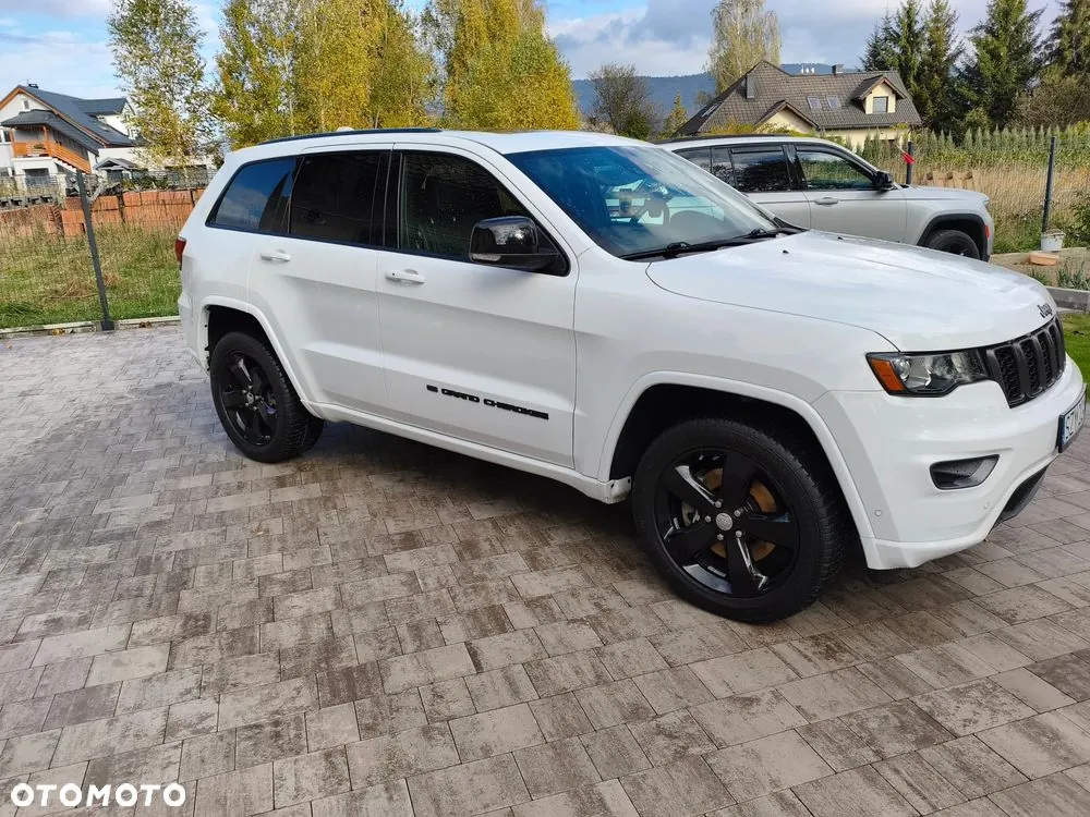 Jeep Grand Cherokee 2020 photo 2