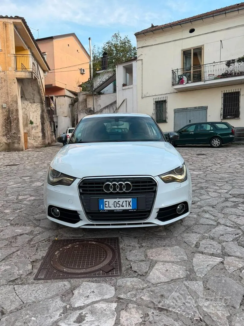 Audi A1 2012 photo 3