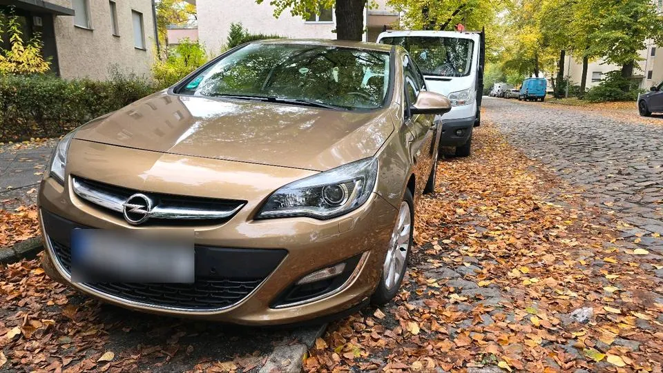 Opel Astra J