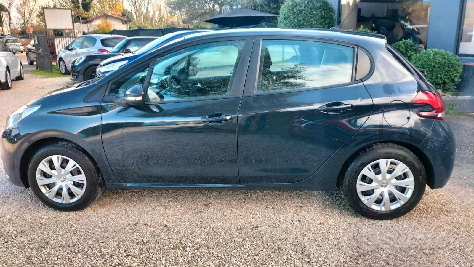 Peugeot 208 2019 photo 5