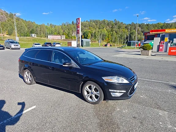 Ford Mondeo 2013 photo 2