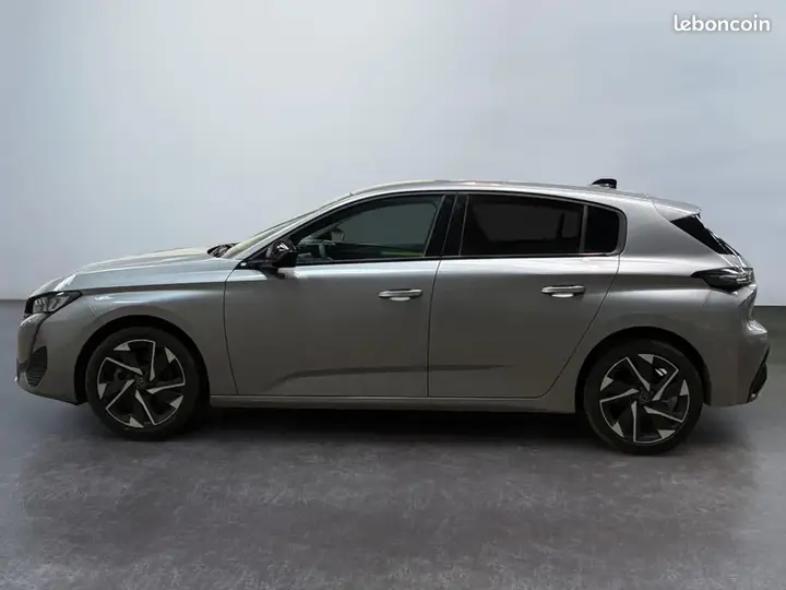 Peugeot 308 2025 photo 2