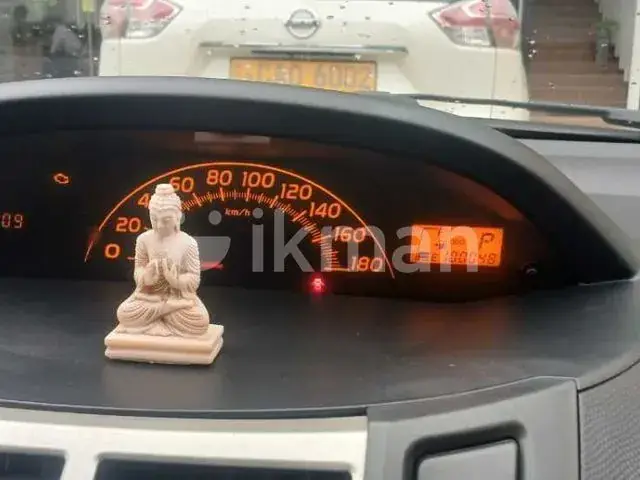 Toyota Vitz 2008 photo 3