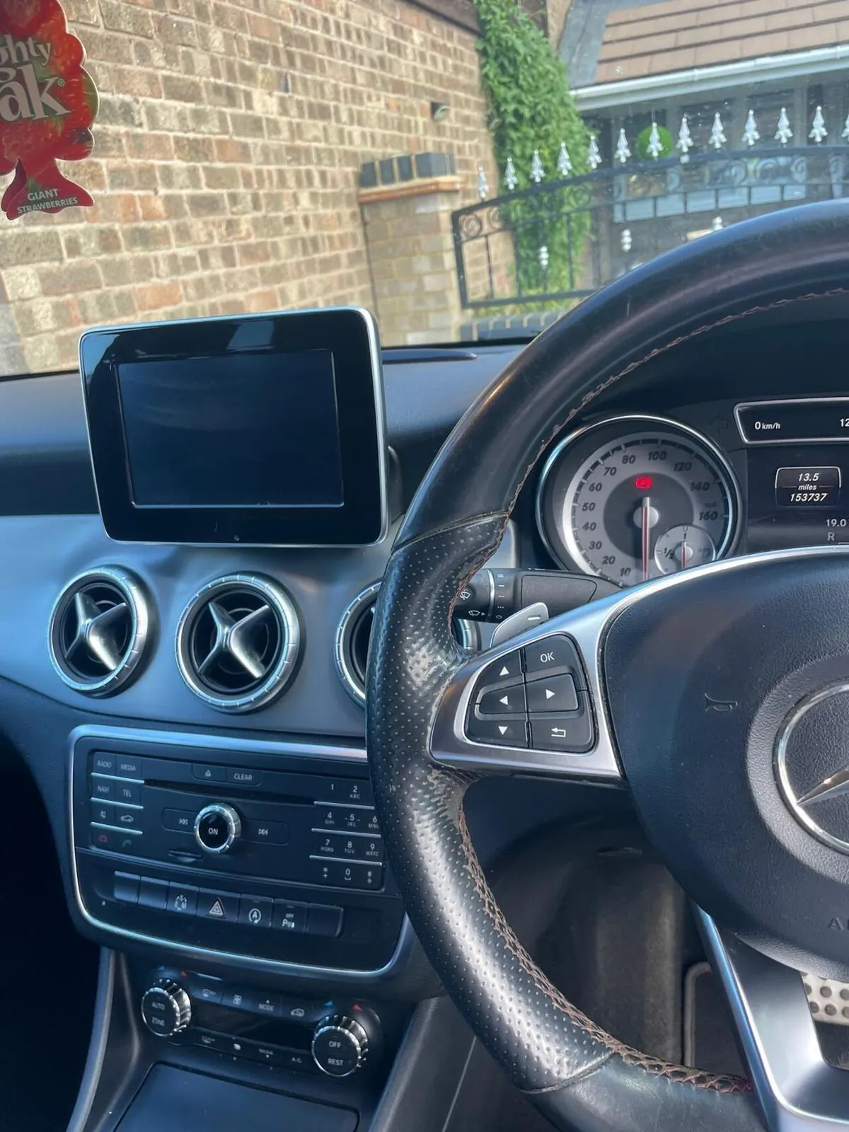 Mercedes-Benz Cla 2015 photo 2