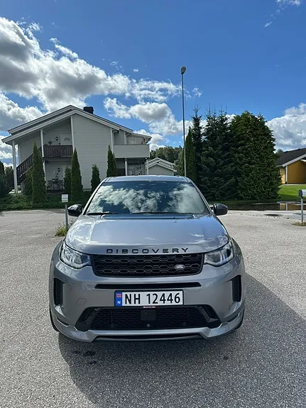 Land Rover Discovery Sport 2021 photo 2