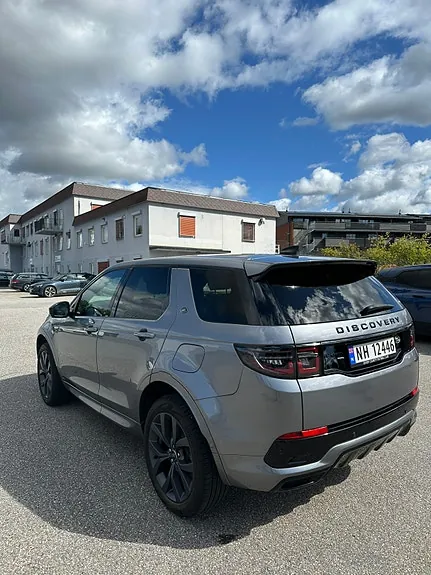 Land Rover Discovery Sport 2021 photo 4