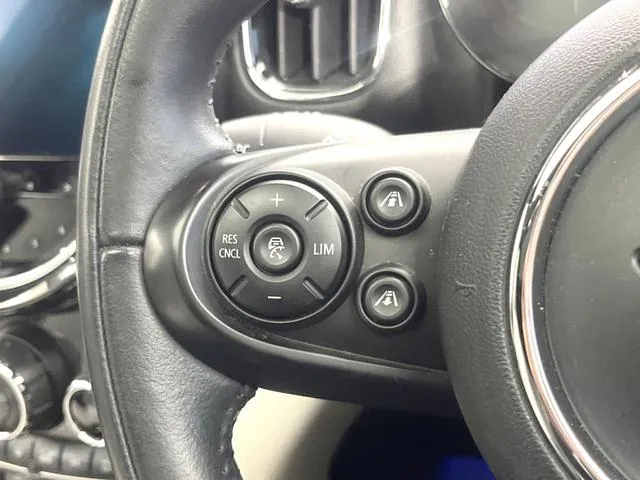 Mini Crossover 2020 photo 5