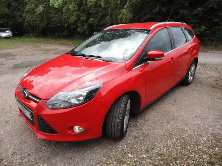 Ford Focus 2014 photo 2