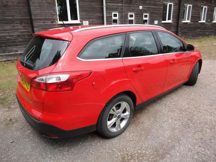 Ford Focus 2014 photo 5
