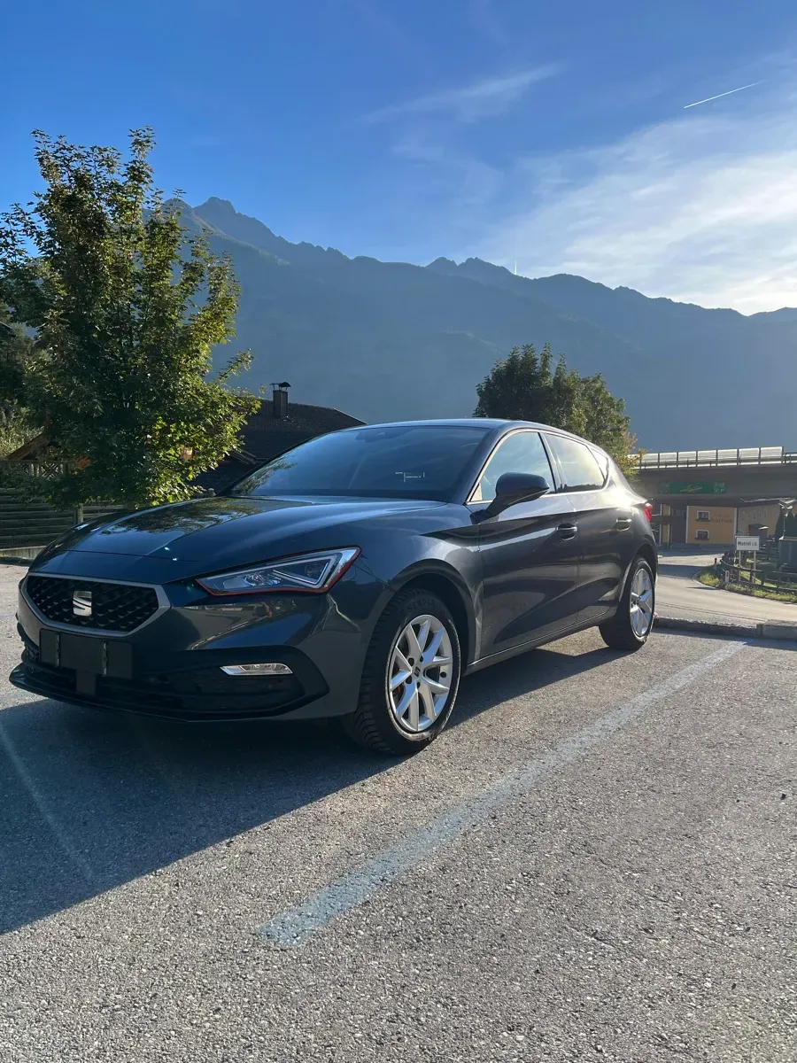 Seat Leon 2023 photo 3