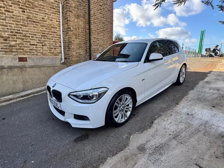 BMW 1 Series 2013 photo 2