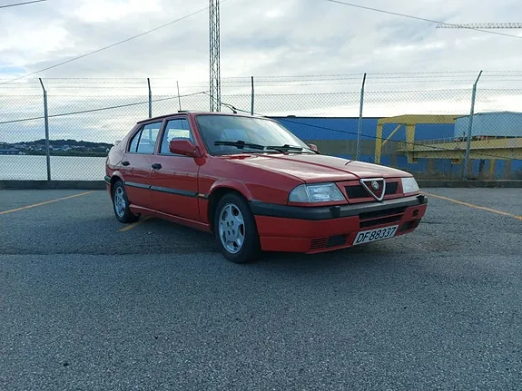 Alfa Romeo 33 1991 photo 4
