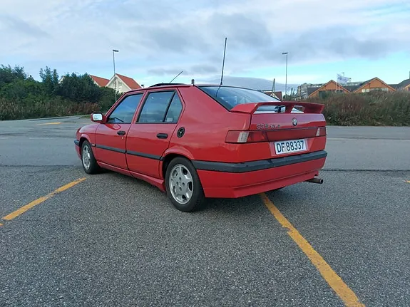 Alfa Romeo 33 1991 photo 3