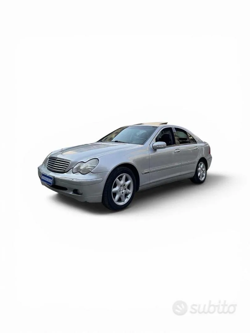 Mercedes-Benz C 240