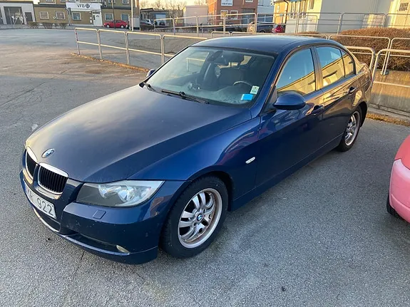 BMW 320I