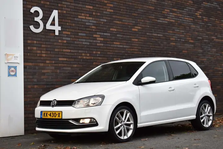 Volkswagen Polo 2014 photo 3
