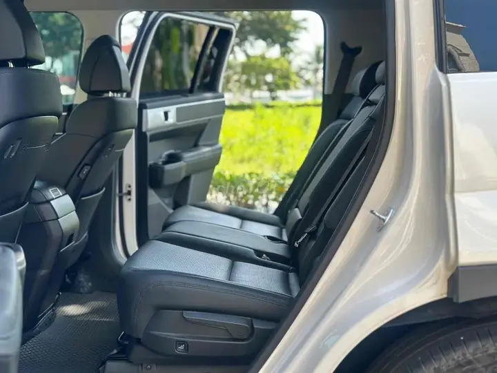 Hyundai Santa Fe 2025 photo 5