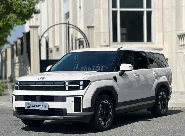 Hyundai Santa Fe 2025 photo 3