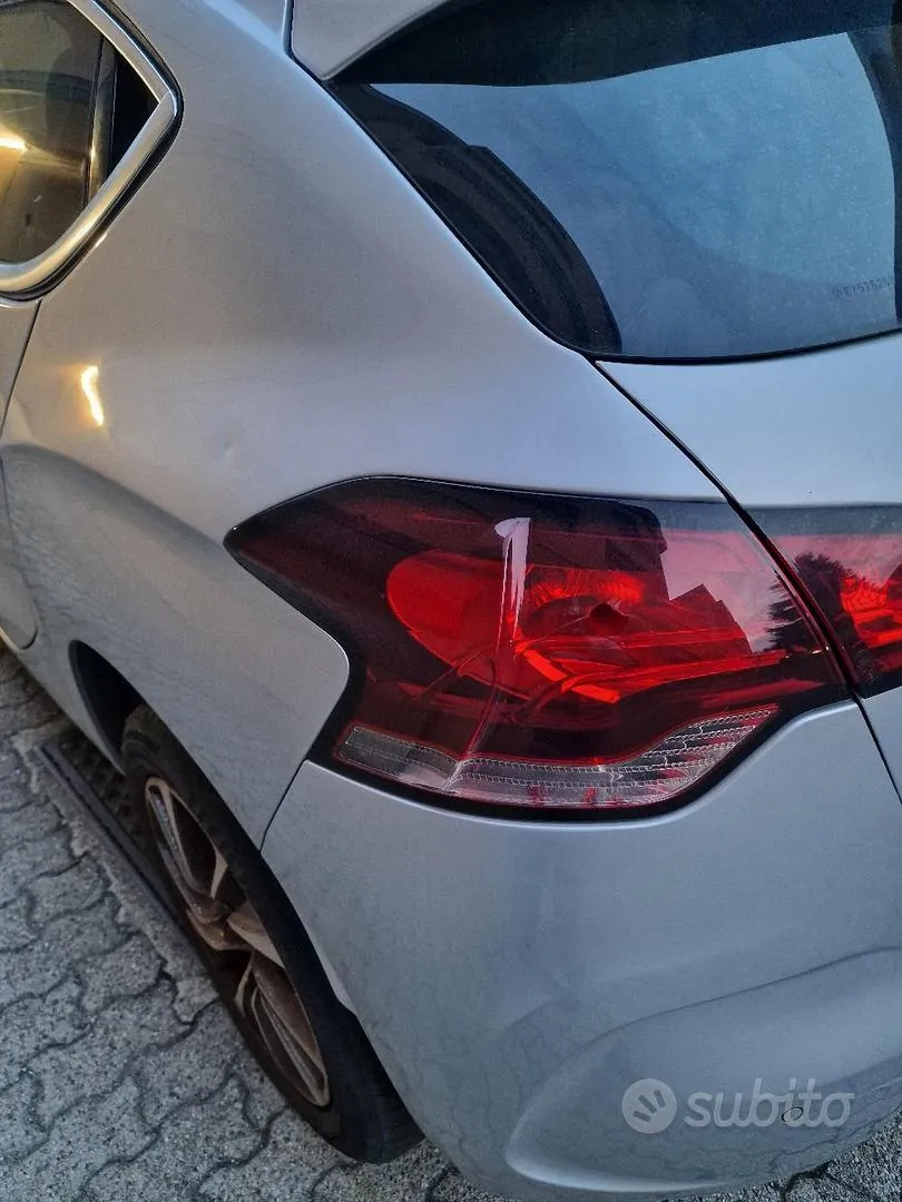 DS Automobiles Ds 4 2015 photo 4