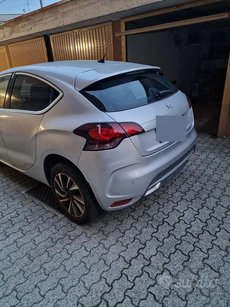 DS Automobiles Ds 4 2015 photo 5