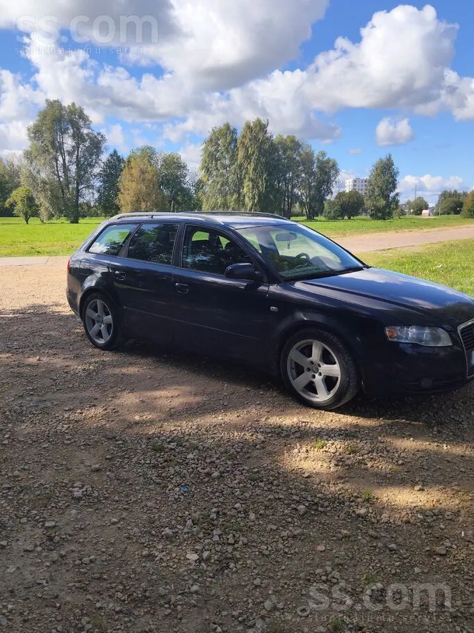 Audi A4 2005 photo 2