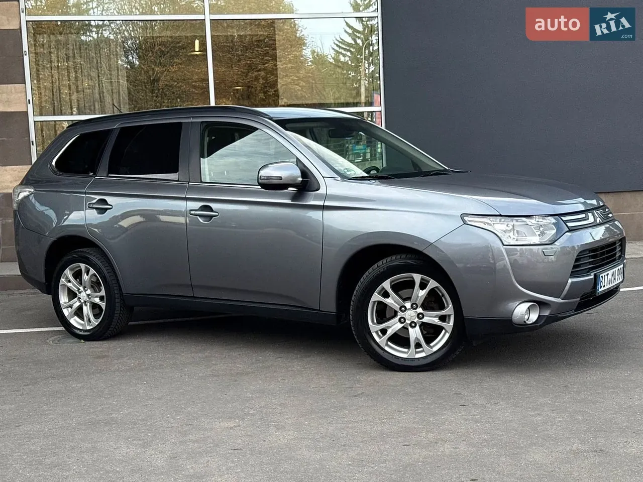 Mitsubishi Outlander 2014 photo 3