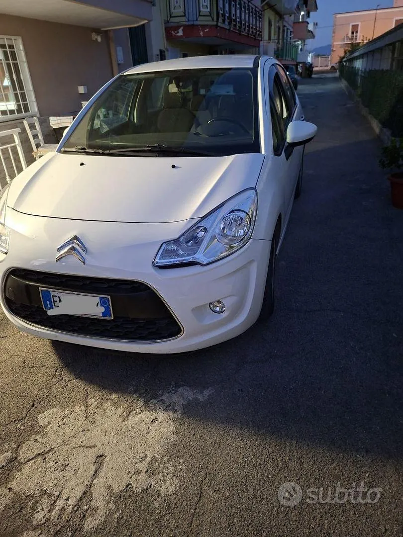 Citroen C3 2012 photo 2