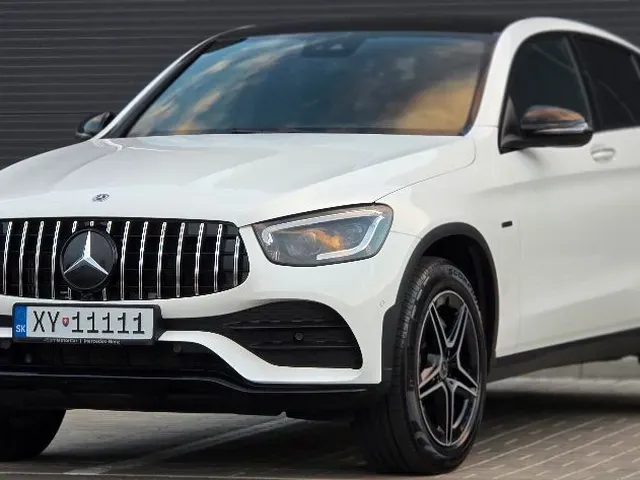 Mercedes-Benz Glc Kupé 2022 photo 2