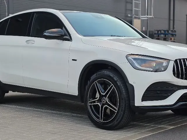 Mercedes-Benz Glc Kupé 2022 photo 4