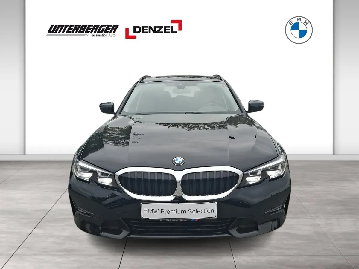 BMW 3 Series 2020 photo 3
